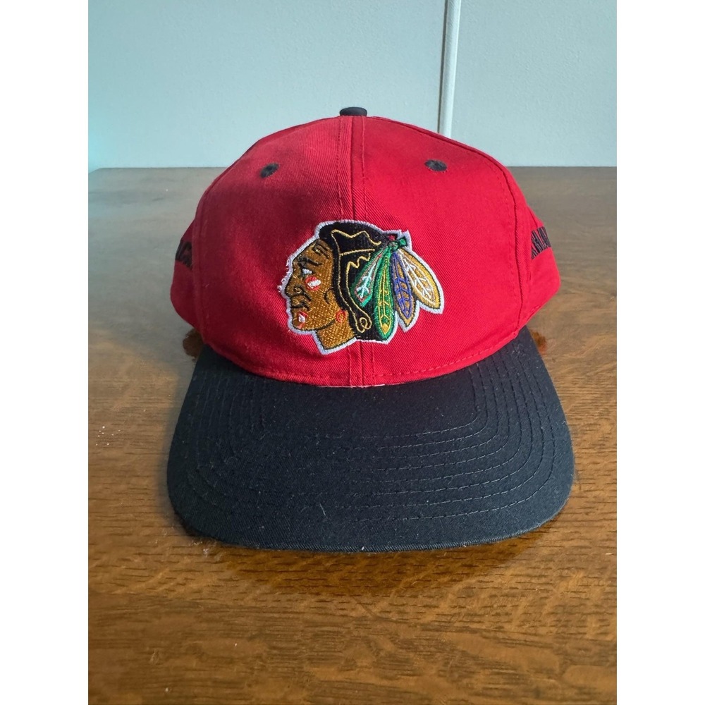 Vintage Chicago Blackhawks Hat Cap Snap Back One Size Red NHL Hockey Twins 90s‎